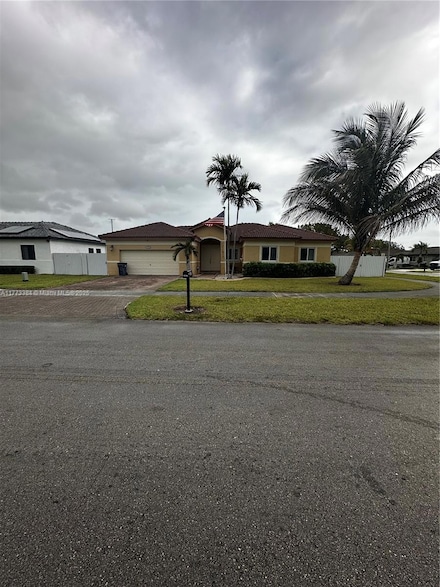 14215 SW 294th St, Homestead, FL 33033
