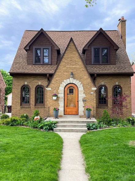 620 W Rock Place, Milwaukee, WI 53209