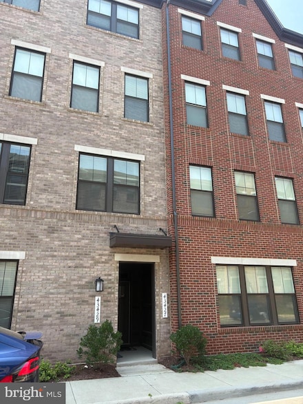 43429 Stonewood Crossing Terrace, Ashburn, VA 20148