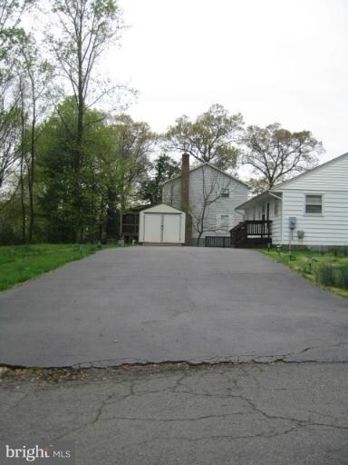 2531 Gallows Rd, Dunn Loring, VA 22027