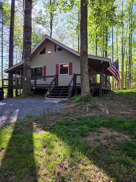 146 Holly Cir, Suches, GA 30572