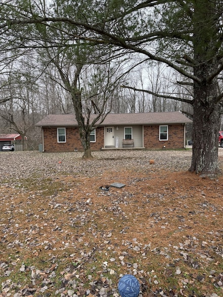 132 Wind Curve Cir, Lafayette, TN 37083