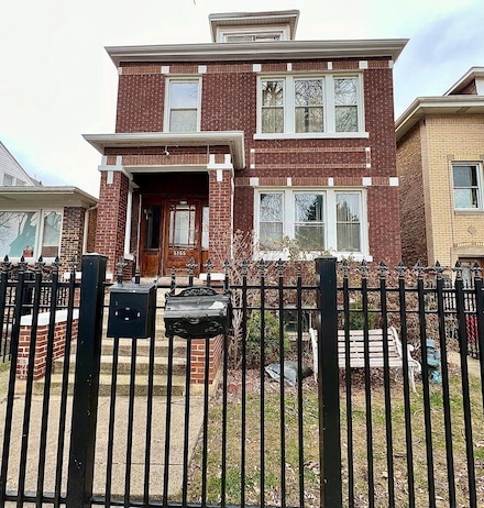 5155 S Campbell Ave, Chicago, IL 60632
