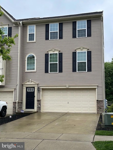 24 Parkers Mill Blvd, Mount Holly, NJ 08060