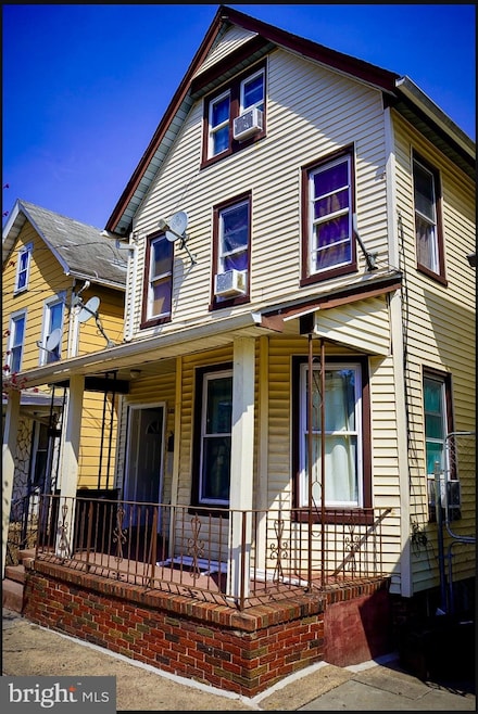 133 Suydam St, New Brunswick, NJ 08901