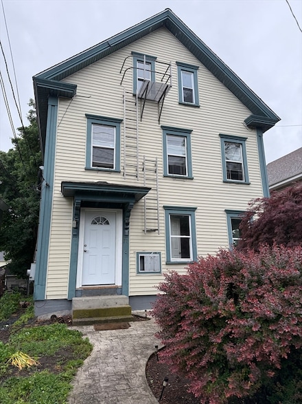 71 Tremont St Unit 1, Taunton, MA 02780