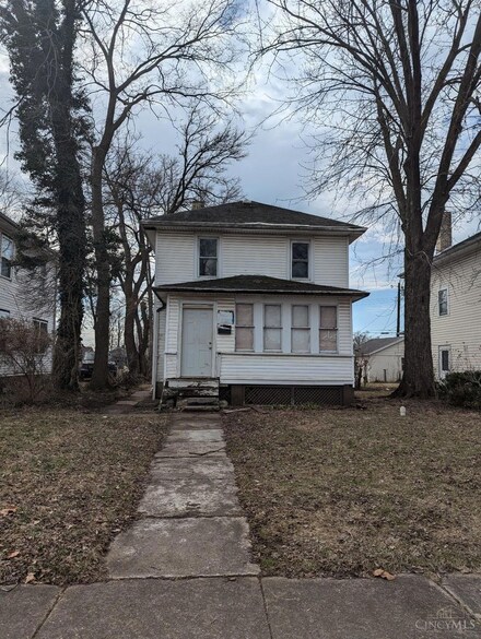 808 15th Ave, Middletown, OH 45044