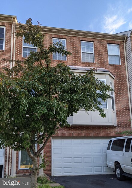 46837 Vermont Maple Terrace, Sterling, VA 20164