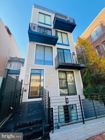 2140 Wisconsin Ave NW Unit 3, Washington, DC 20007