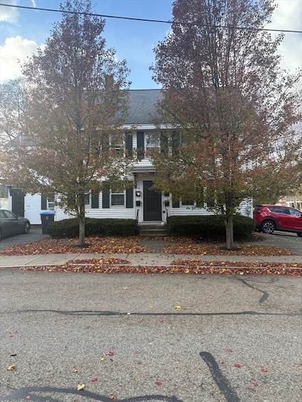 34 Walnut St Unit 4, Natick, MA 01760