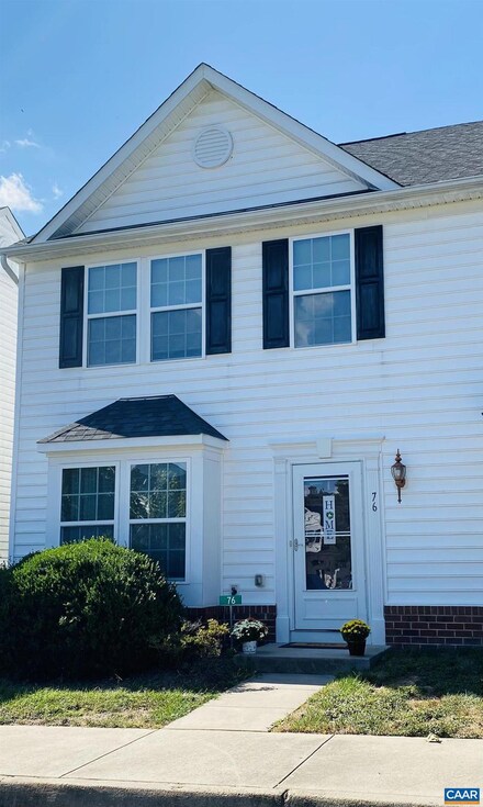 76 Villa Cir, Palmyra, VA 22963