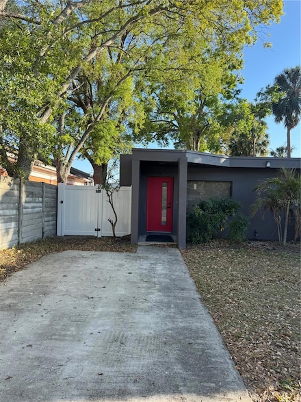 2406 W North A St, Tampa, FL 33609