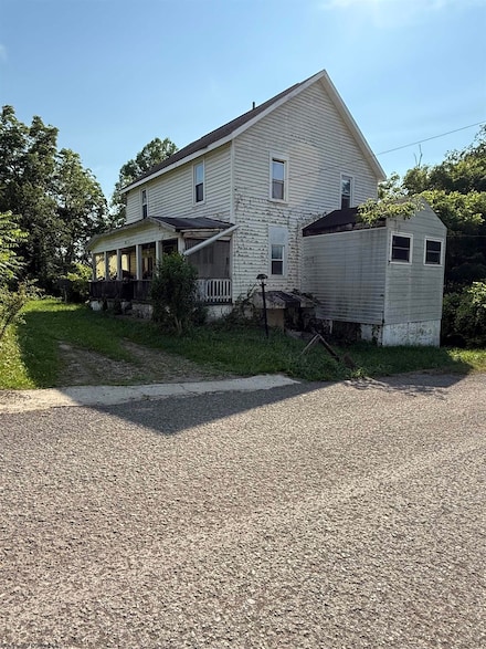 57 Chatham Hill, Farmington, WV 26571