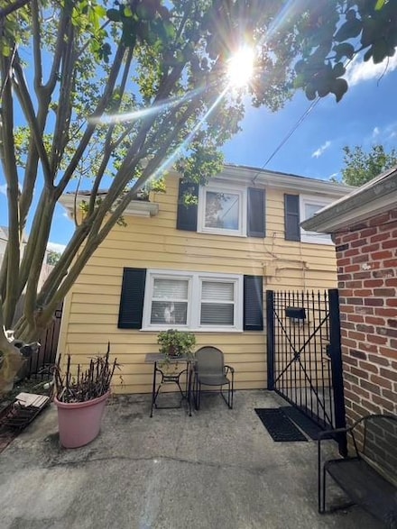 209 1/2 Iona St, Metairie, LA 70005