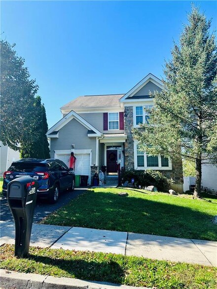 2026 S Albert St, Allentown, PA 18103