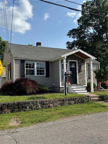 81 Waumsett Ave, Cumberland, RI 02864
