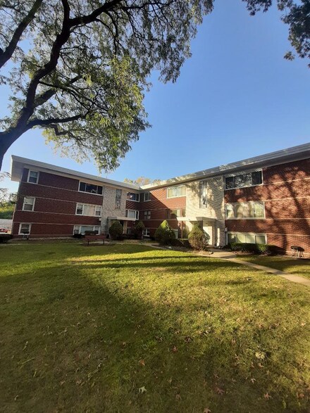6858 W Lode Dr Unit 1B, Worth, IL 60482