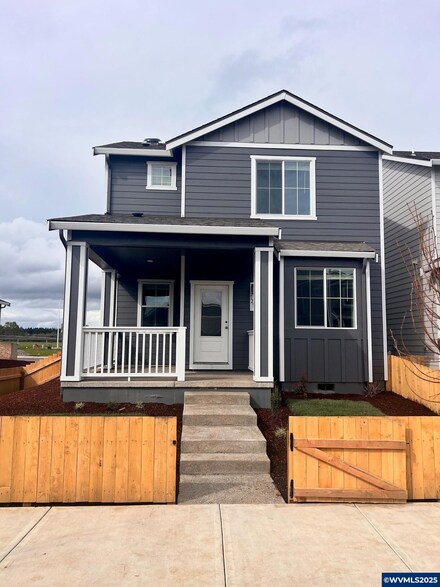1297 Parkside Ave, Woodburn, OR 97071