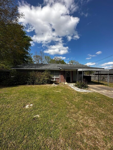 403 Clerk St, Minden, LA 71055