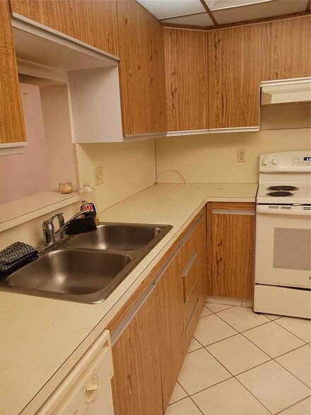 2304 Lucaya Ln Unit N4, Coconut Creek, FL 33066