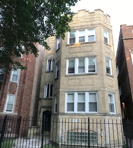 8124 S Maryland Ave, Chicago, IL 60619