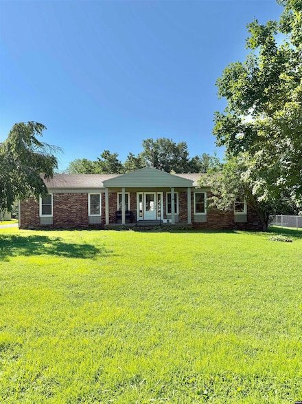 1403 Lynn Place, Troy, TN 38260
