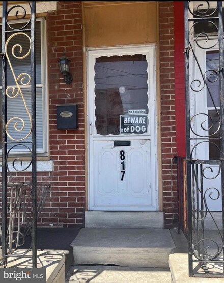 817 Line St, Camden, NJ 08103