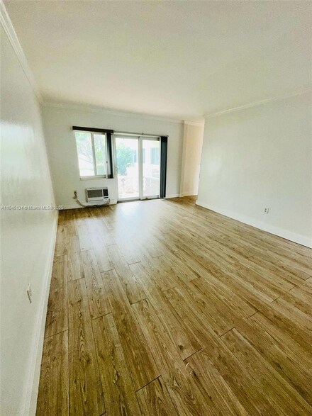 9281 W Bay Harbor Dr Unit 6, Bay Harbor Islands, FL 33154