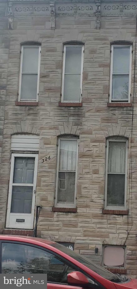 326 S Woodyear St, Baltimore, MD 21223