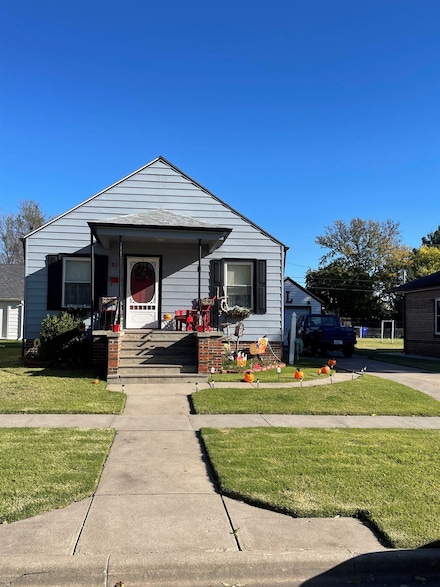 315 W 16th St, Hays, KS 67601