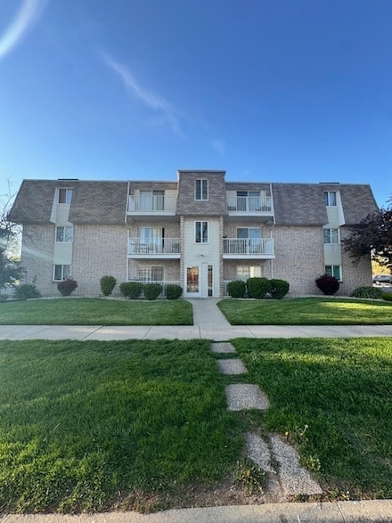 2614 E Goodrich Ave Unit 3A, Chicago, IL 60633