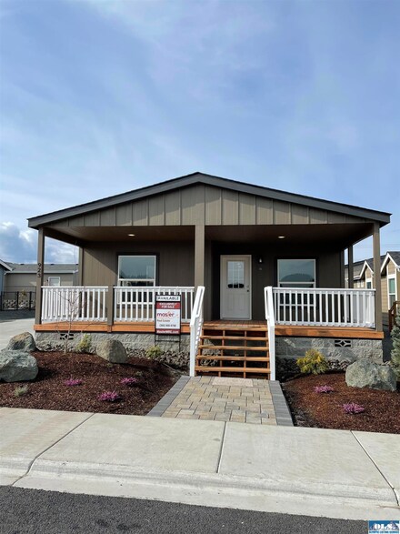 923 N Rock Rose Ave, Sequim, WA 98382