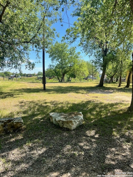 342 Longhorn Dr, Bandera, TX 78003