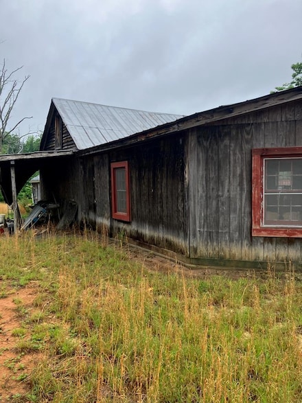 2177 Ridge Rd, Vernon Hill, VA 24597
