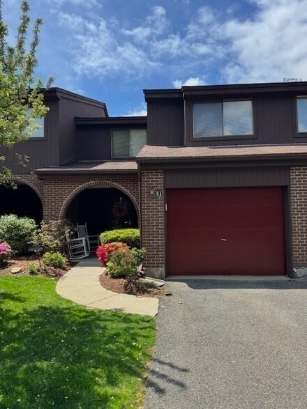 51 Tamarack Ln Unit 51, Peabody, MA 01960