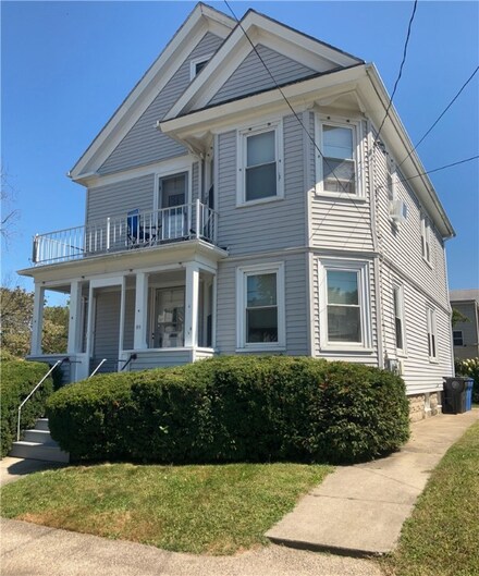 90 Richard St, Cranston, RI 02910