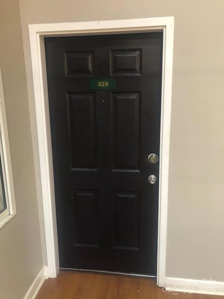 201 S Hoskins Rd Unit 328, Charlotte, NC 28208
