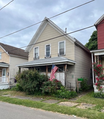 226 Metcalfe St, Buffalo, NY 14206