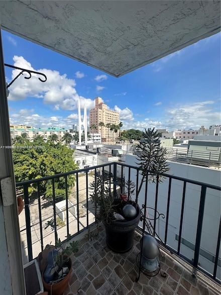 720 Collins Ave Unit 506, Miami Beach, FL 33139