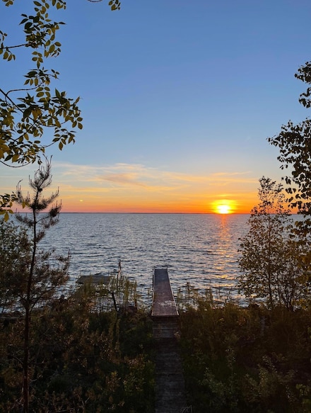 17071 S Highbanks Rd NE, Deer River, MN 56636