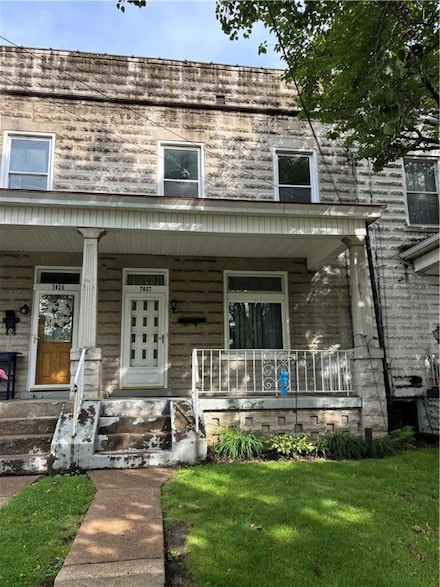 7027 Blackhawk St, Pittsburgh, PA 15218