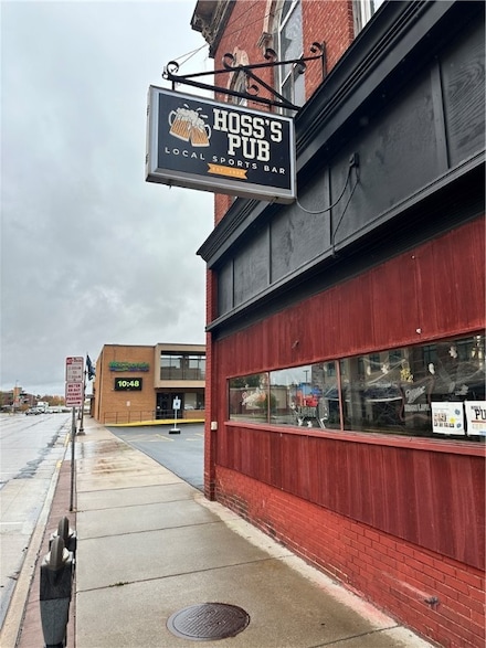 516 Broadway St S, Menomonie, WI 54751