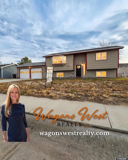 3674 Campbell Dr, Torrington, WY 82240