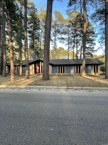 611 Overstreet, Fordyce, AR 71742
