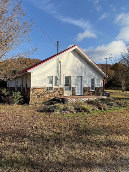 48 Condray Ln, Quitman, AR 72131