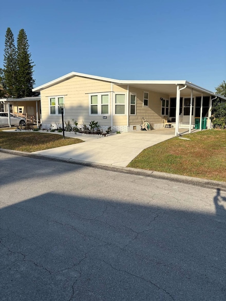 2353 Parkland Dr, Melbourne, FL 32904