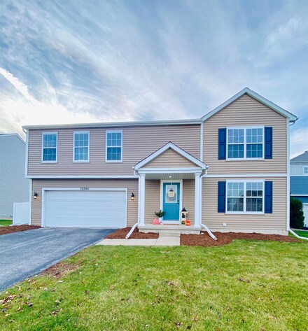10546 Golden Grove Ave, Dyer, IN 46311