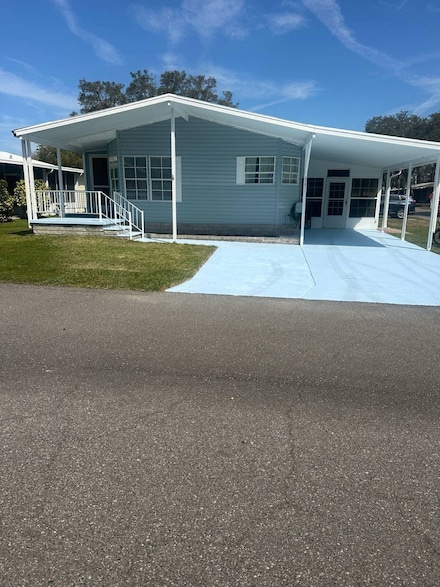 37611 Bimini Dr, Zephyrhills, FL 33541