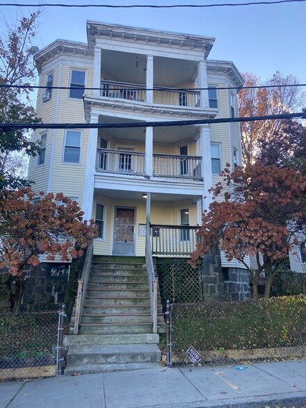 10 Deering Rd, Mattapan, MA 02126