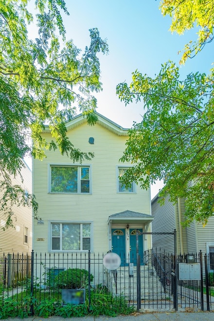 1806 N Richmond St, Chicago, IL 60647